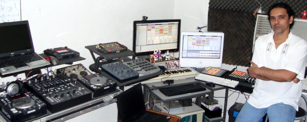DJ Night Eagle no estúdio - Equipamentos de DJ e produção musical