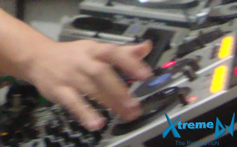 Não é necessário muito tempo de prática ou experiência para dominar as principais técnicas dos DJs!
