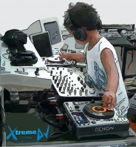 DJ_mixando_CD_Player_-_classificacao_das_especialidades_profissionais_dos_DJs_imagem_06