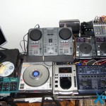 Parte 1 dos equipamentos do lado direito do estúdio Xtreme DJ